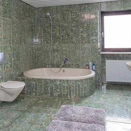 ヴィラ Am Wehr アラースベルク